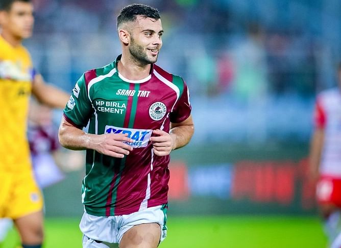 Hugo Boumous' strike helps Mohun Bagan SG edge past 9-man Bengaluru FC | ISL 2023-24