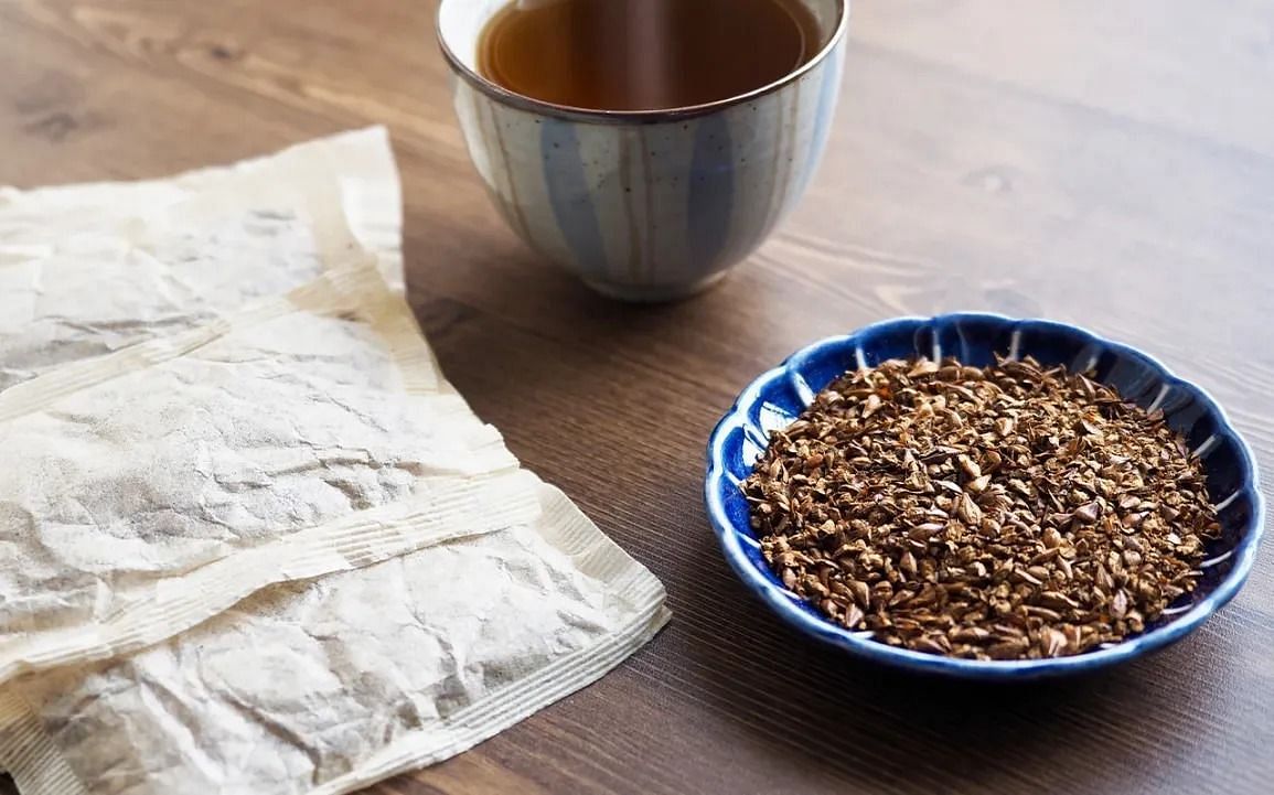 Barley tea (Image via Getty Images)