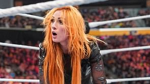 "Something ain't right" - Former champion indicates that she is after WWE RAW Superstar Becky Lynch