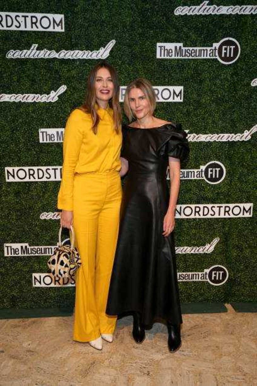 Maria Sharapova poses with Gabriela Hearst