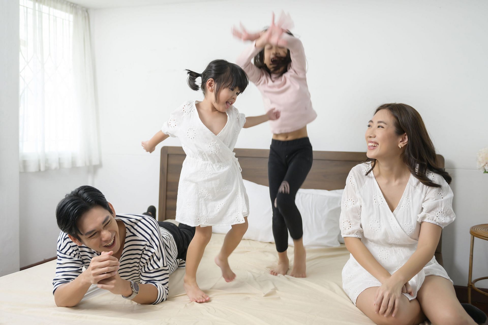 What parenting style do you opt for? (Image via Vecteezy/Thanakorn Phanthura)