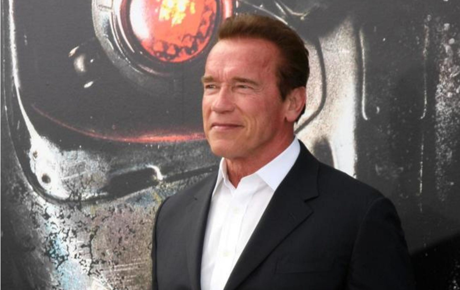 Arnold Schwarzenegger opens up about difficult recovery post third open heart surgery. (Image via Vecteezy)