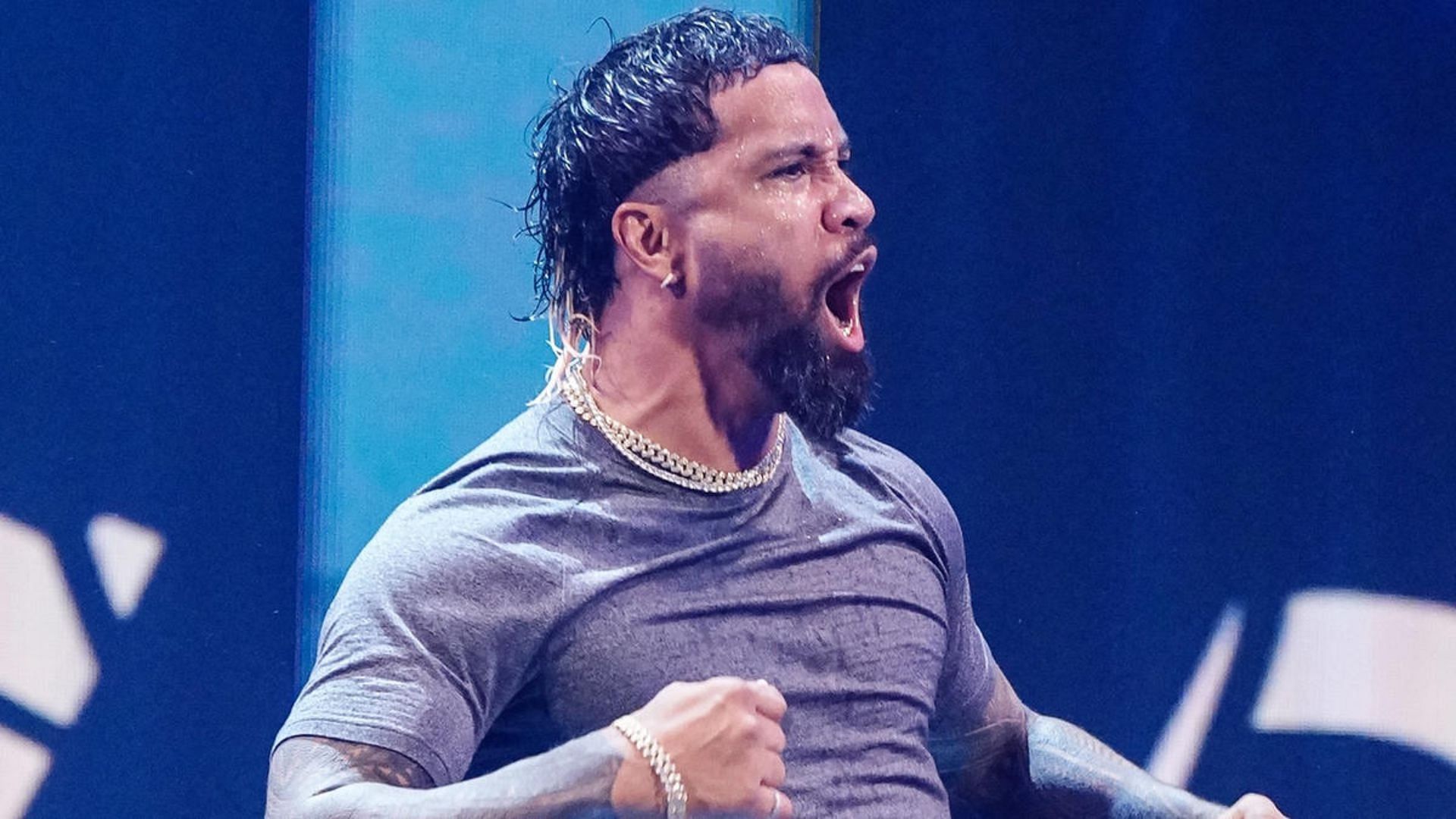 jey uso raw