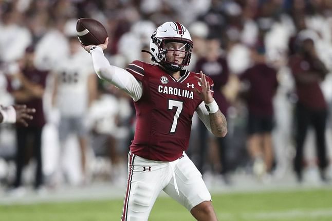 South Carolina vs. Tennessee Prediction & Betting Tips - Sept. 30 | College Football Week 5