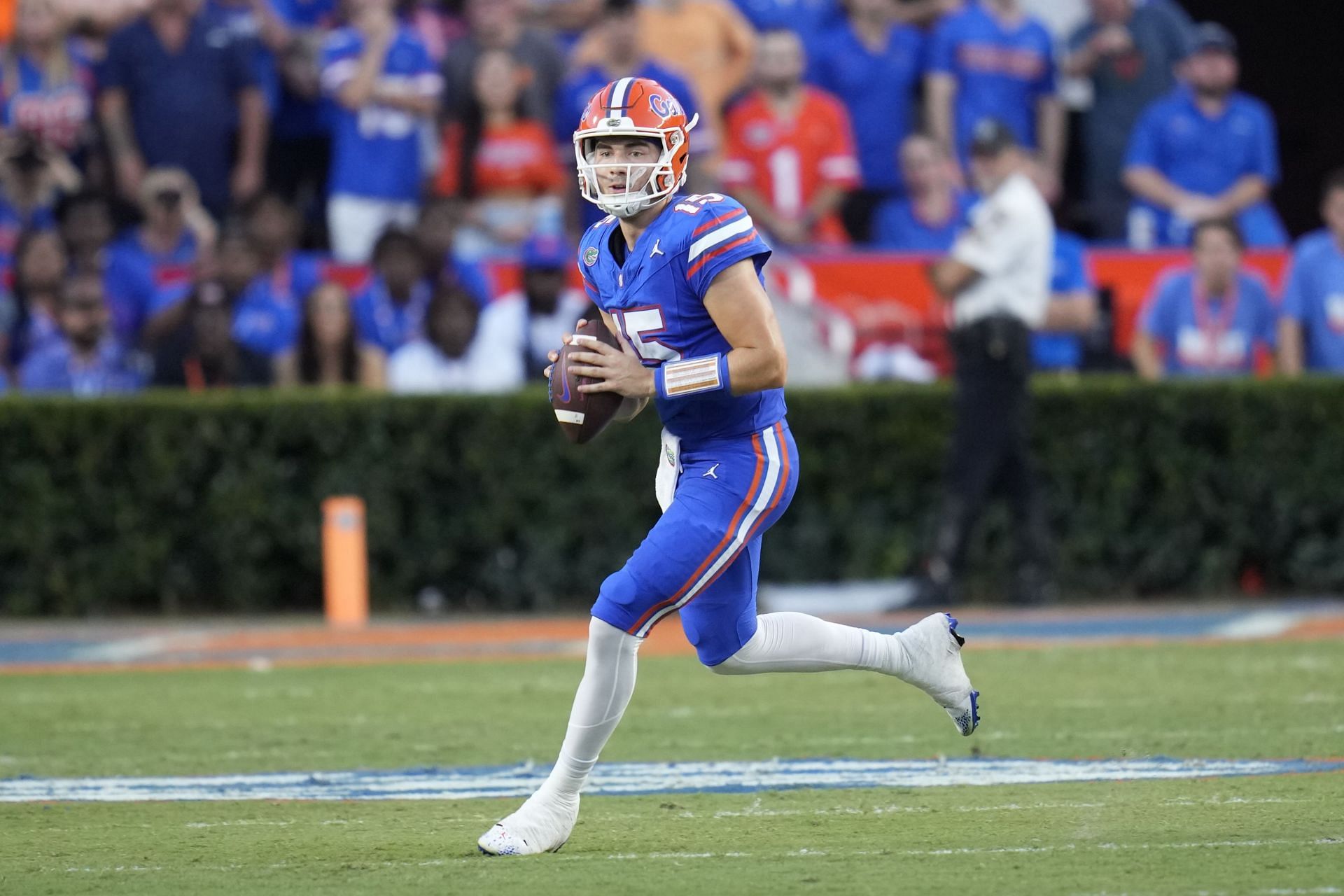 How to watch the Florida vs. Charlotte football matchup without