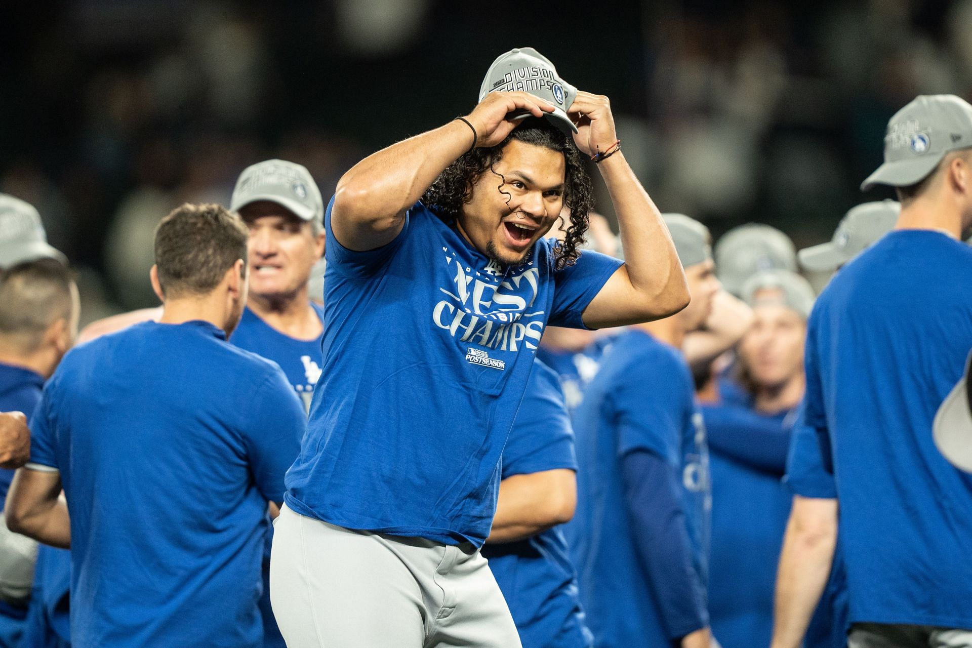 Watch: Dodger Stadium gets emotional as Brusdar Graterol's mother watches  Dodgers pitcher in action for first time