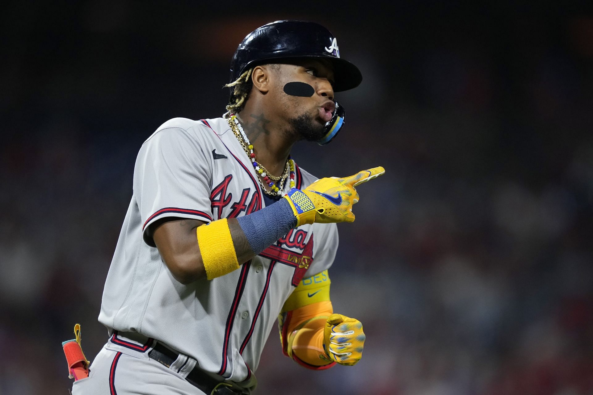 Watch: Ronald Acuna Jr. teases Phillies fans after Braves win NL East