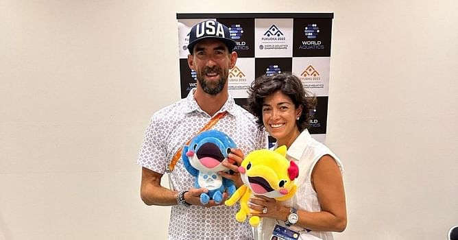 [PHOTOS] 23X Olympic Gold medalist Michael Phelps attends USC football game with family -"what a weekend"
