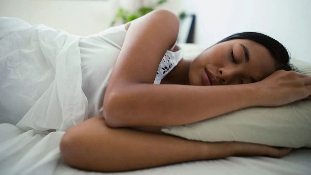 Worst sleeping positions (Image via HealthySleep)