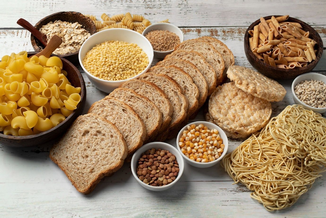 Grains have fibers, which help in bowel-movement regulation (Image by Freepik on Freepik)