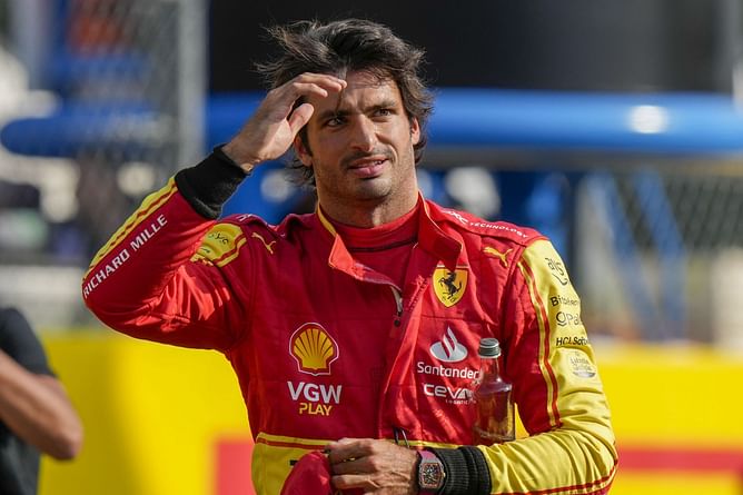 Fans left bewildered as Carlos Sainz's mother likes tweet criticizing Charles Leclerc