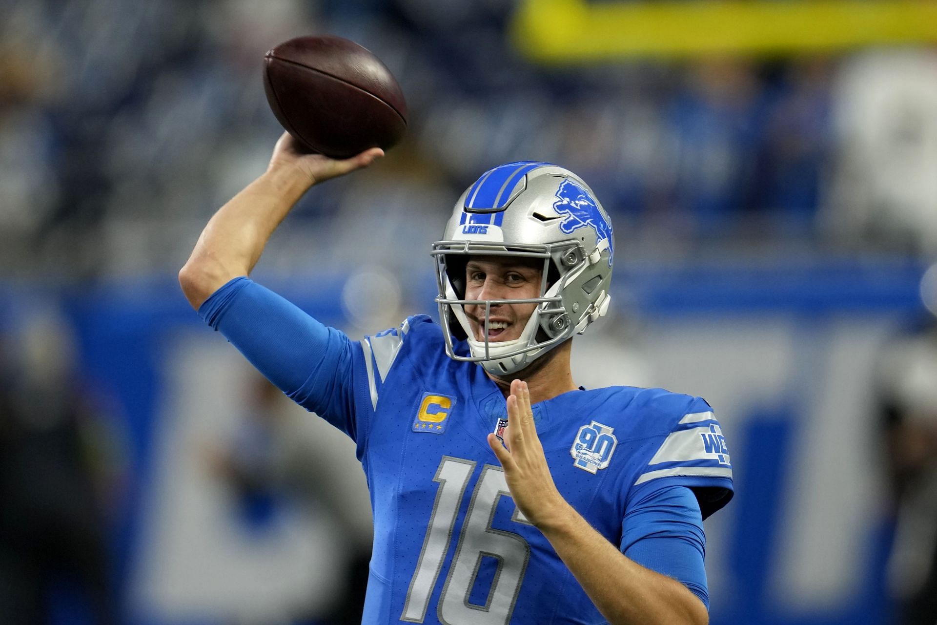 Jared Goff helps Lions stun division-leading Vikings 34-23