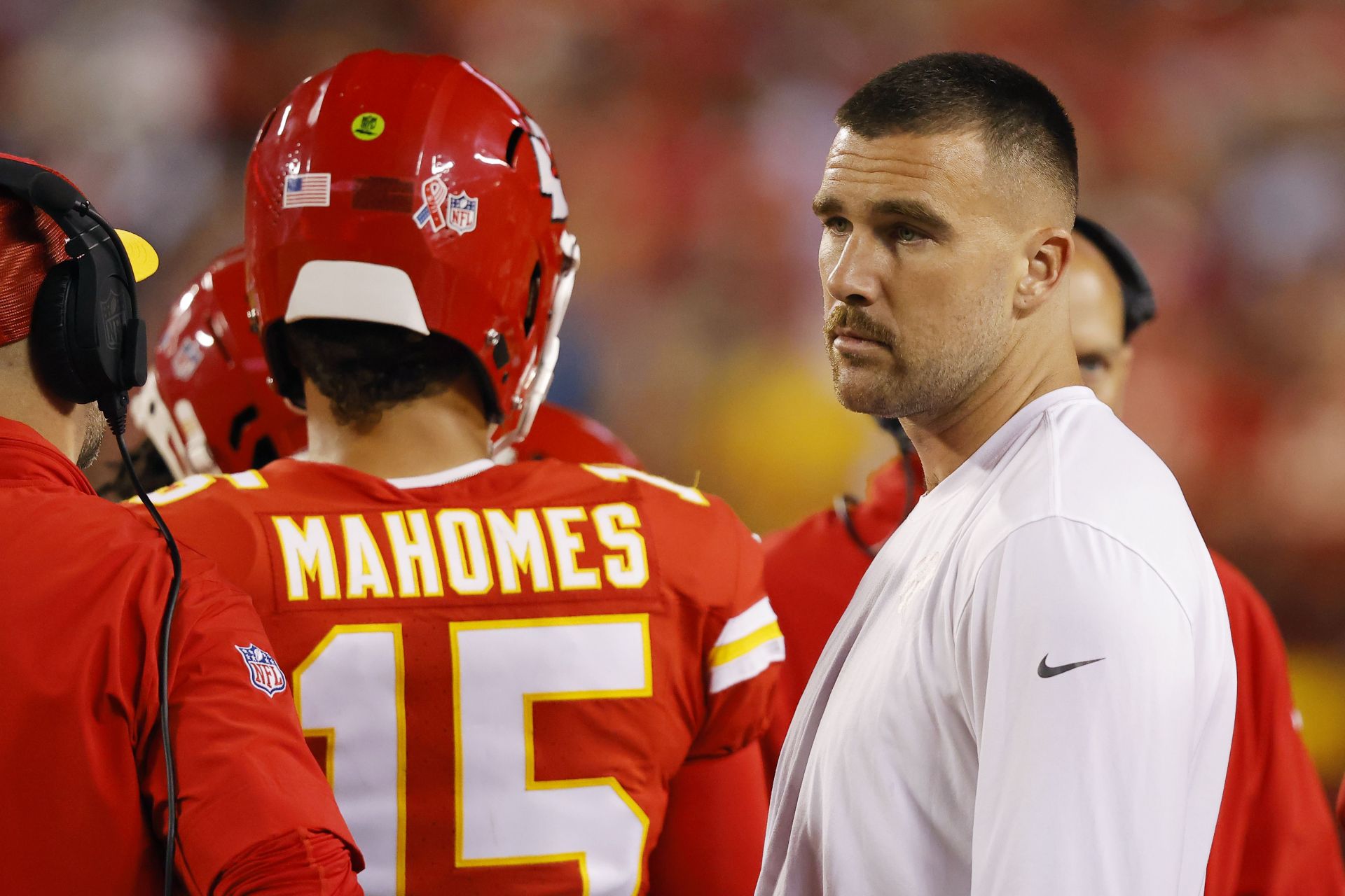 Travis Kelce injury update: Chiefs TE dealing with back injury for