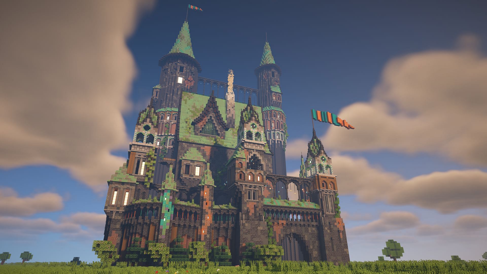 Classic Castle in Minecraft (Image via Reddit/u/UmpireHistorical1299)
