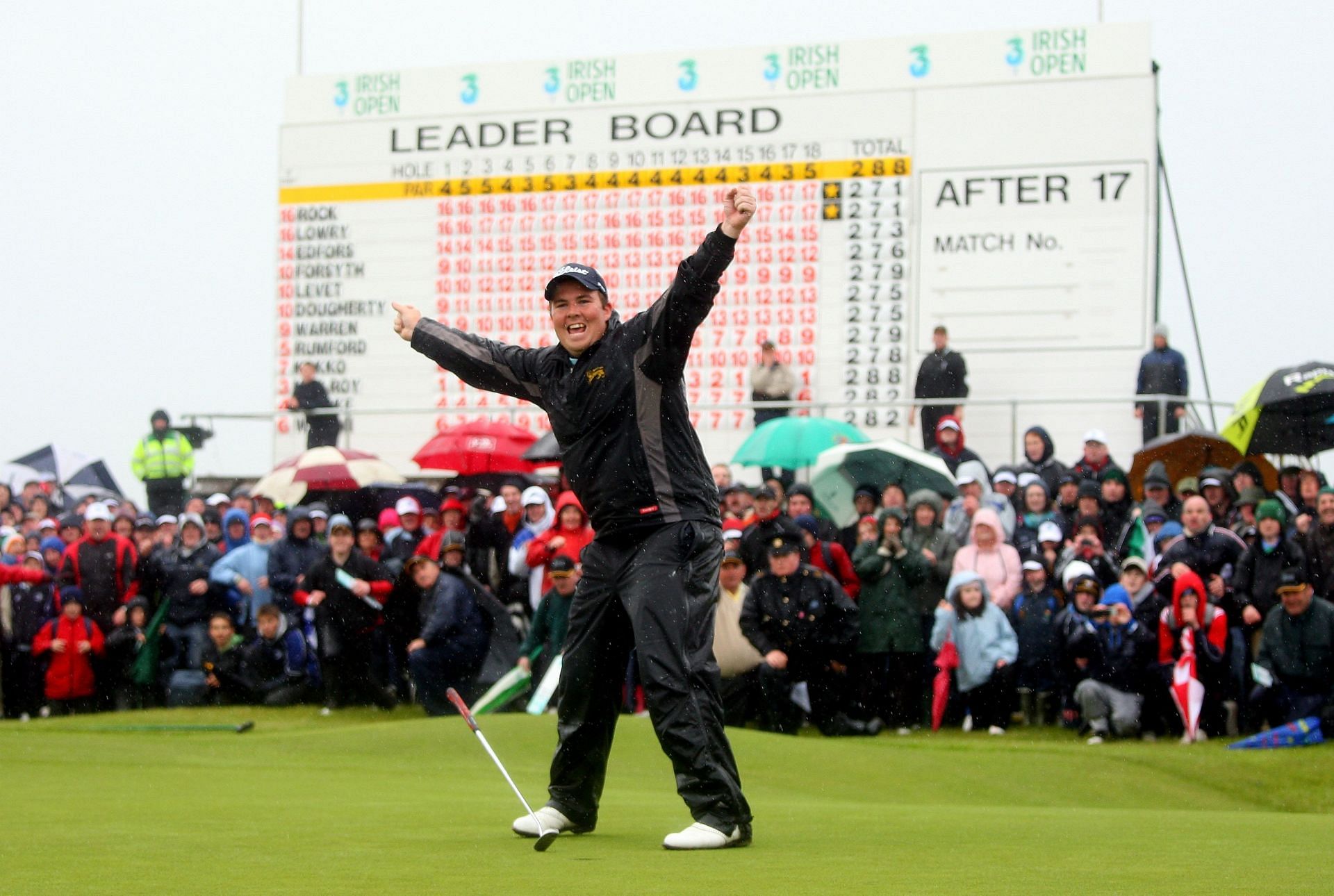 The winning moment for Shane Lowry at The Irish Open 2009 (Image via Getty).