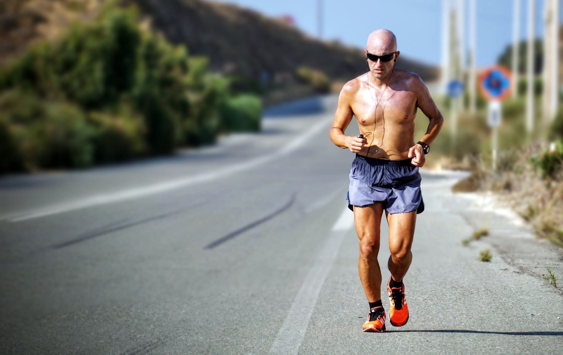 This form of workout corrects symmetrical and postural faults, especially in runners. (Image by Maarten Van Den Heuvel via Pexels)