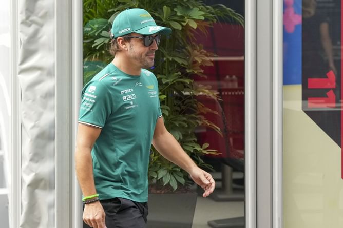 Data from Fernando Alonso's lap time shows how much Aston Martin has declined this season