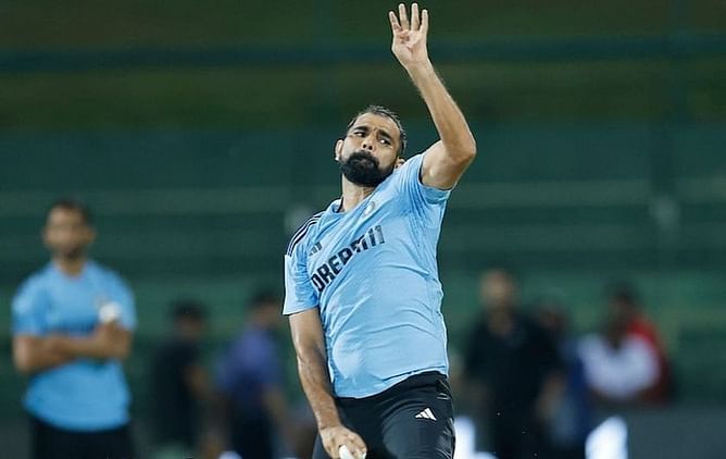 "I cannot even consider such an experienced player sitting on the bench" - Harbhajan Singh vouches for Mohammed Shami's inclusion in the playing XI