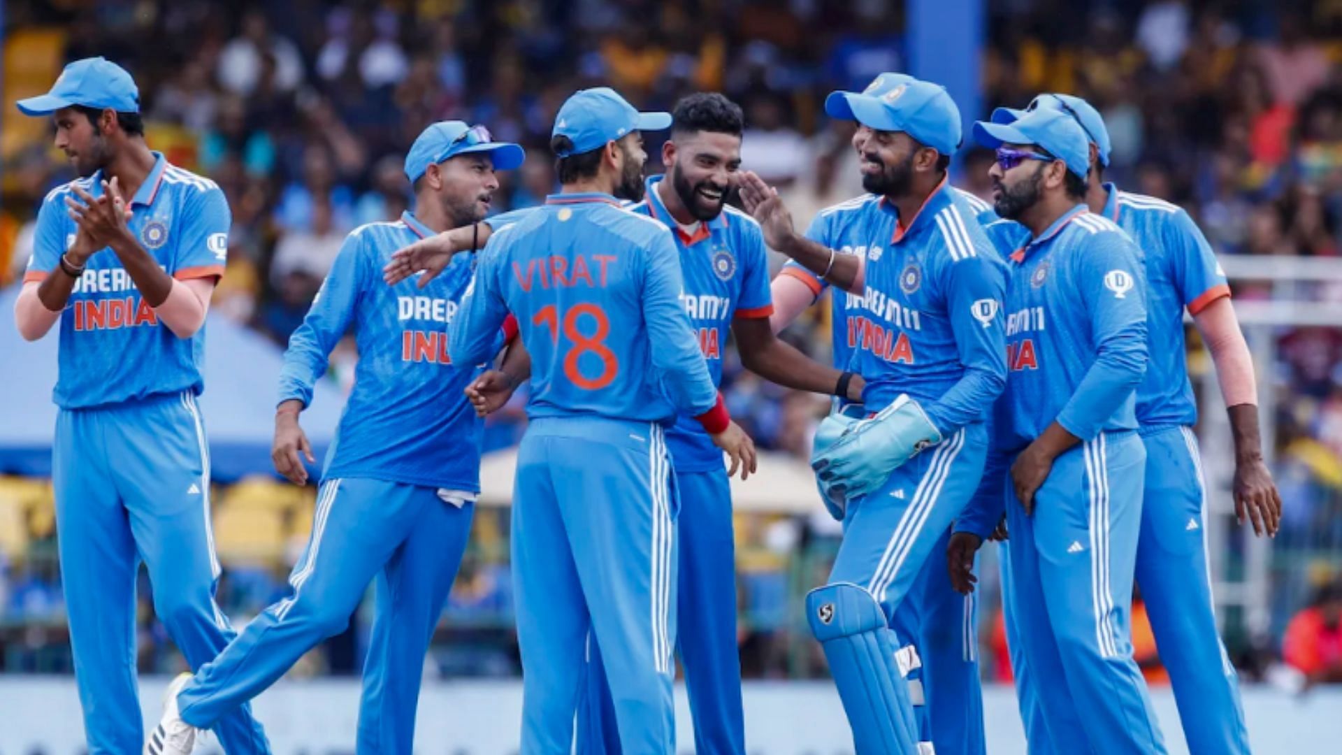 Team India celebrates a wicket during the Asia Cup final against Sri Lanka (Pic: AP) 
