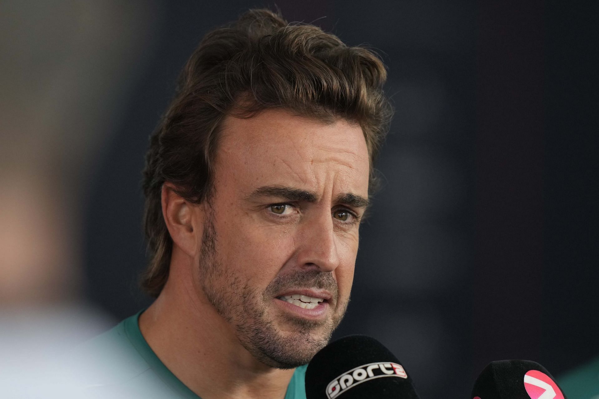 Watch: Only .053s separate Fernando Alonso and Sergio Perez as