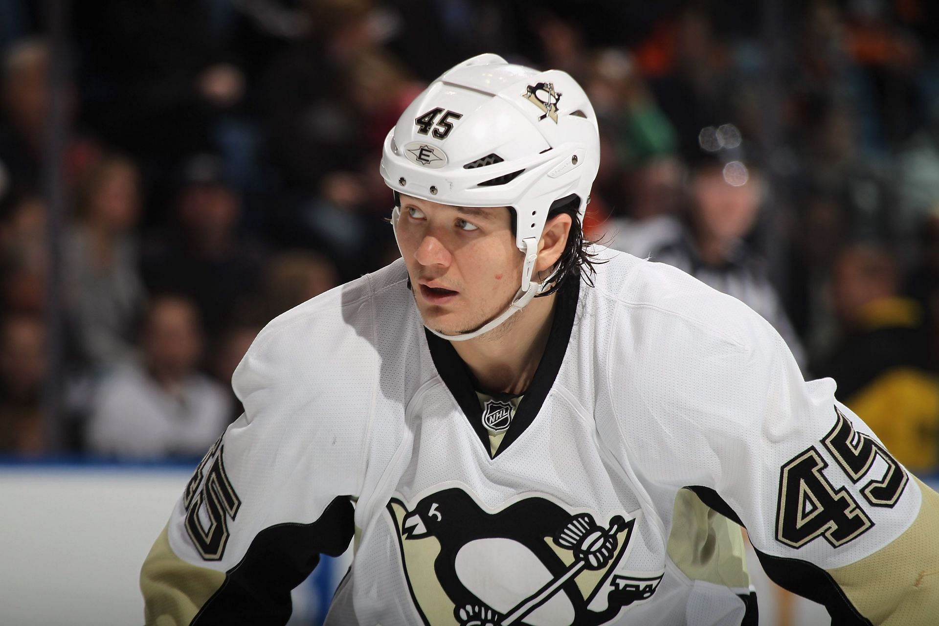 Aaron Asham, Pittsburgh Penguins vs New York Islanders