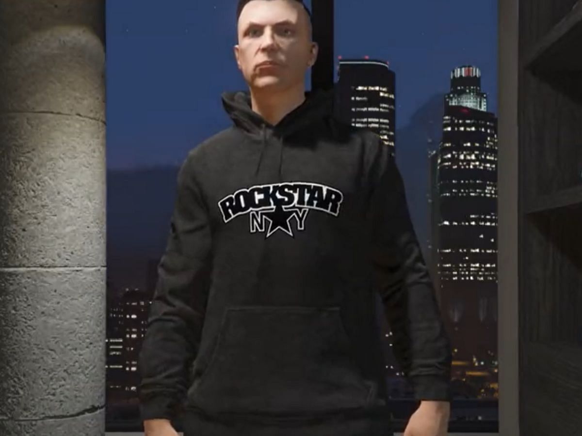 The leaked Rockstar NY Hoodie in Grand Theft Auto Online (Image via X/@TezFunz2)