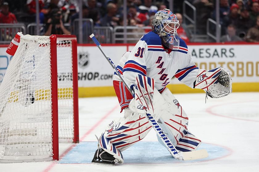 Fantasy Hockey: When Should You Draft Goalies?