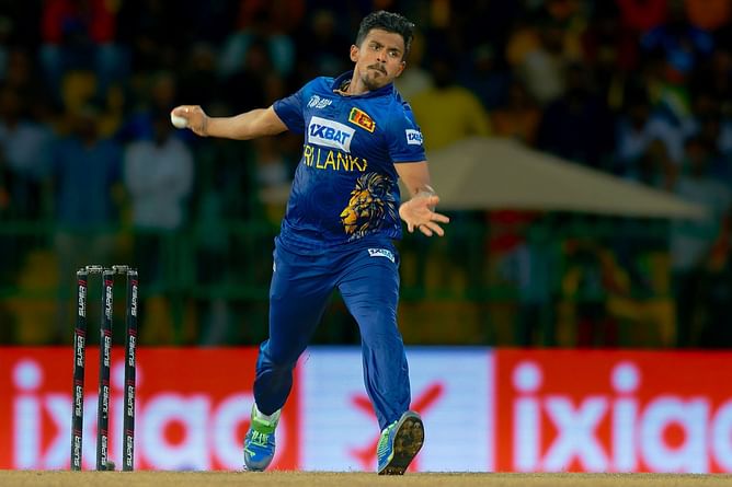 Sri Lanka spinner Maheesh Theekshana to undergo scan after straining right hamstring during Super 4 match against Pakistan
