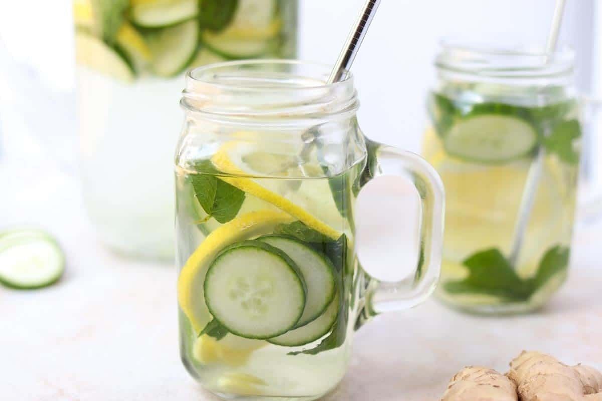 Cucumber and mint for clear skin (Image via Getty Images)