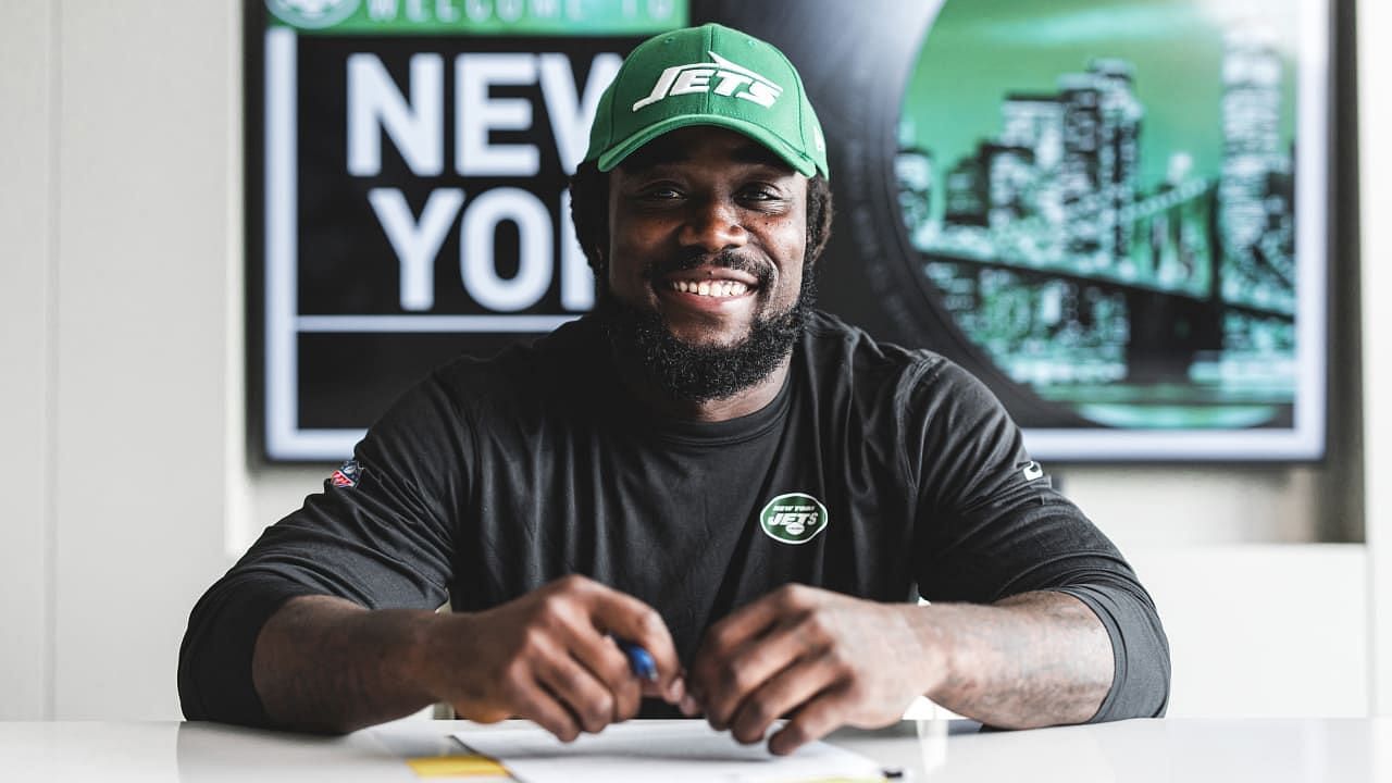 Cook signs with the New York Jets. (Image credit: New York Jets official website)