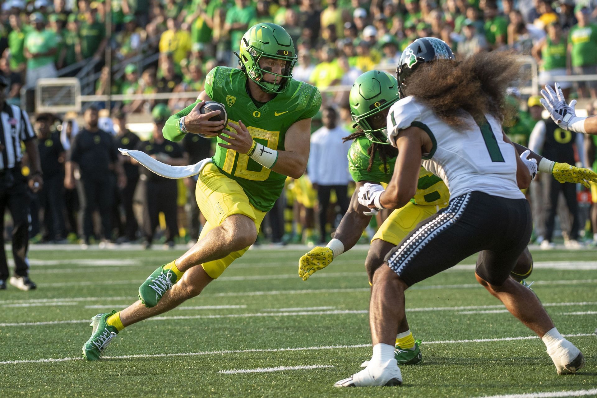 Hawaii Oregon Football