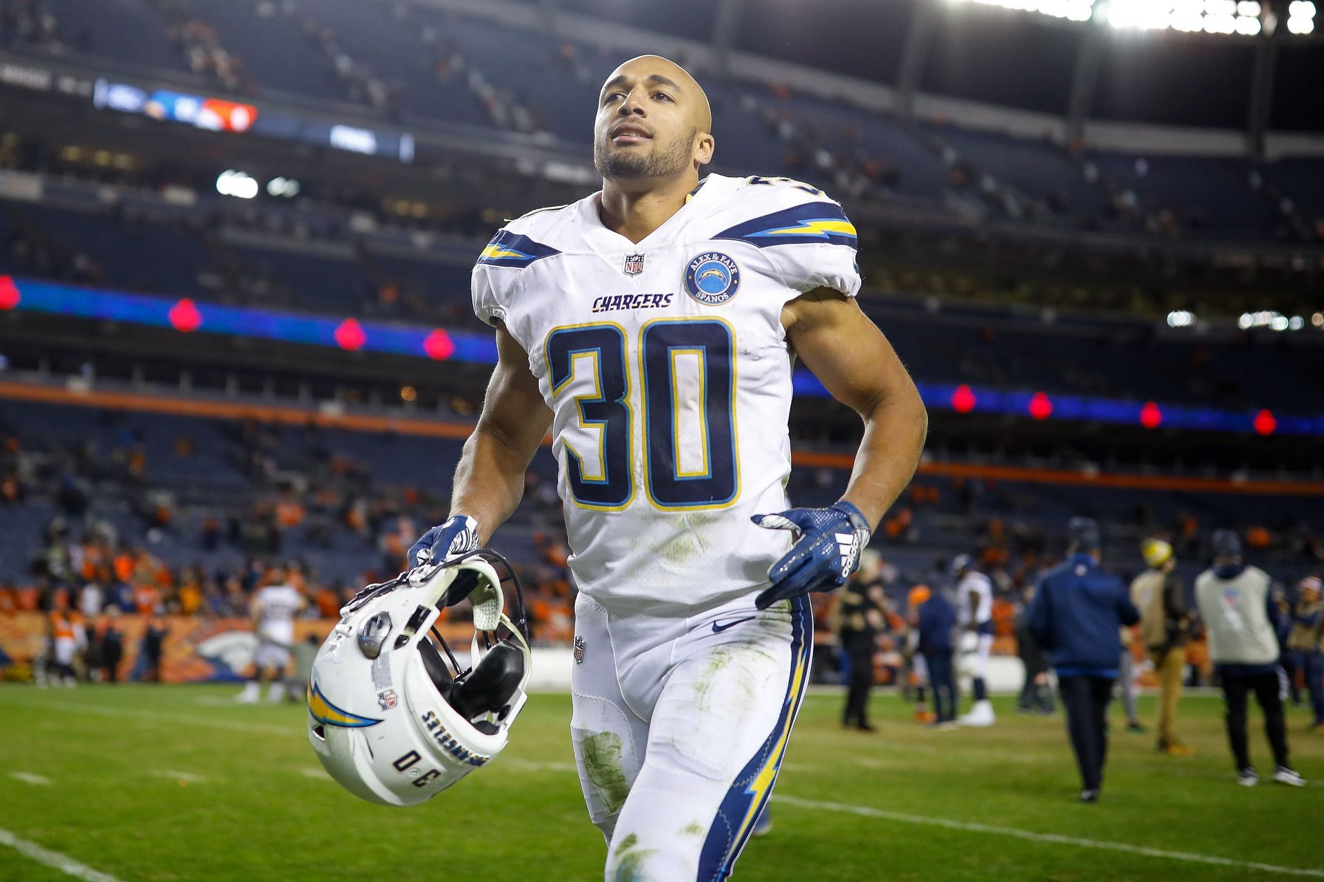 Chargers' Austin Ekeler practice sighting a good sign for his return from  injury