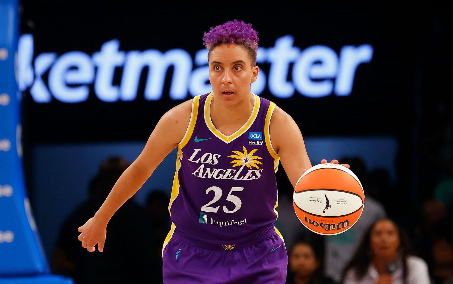 Storm open preseason, and a new era at Climate Pledge Arena, by making easy  work of Sparks