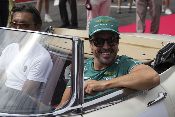 "Classic FOM radio": Fernando Alonso dismisses agitated team radio messages during the 2023 F1 Japanese GP