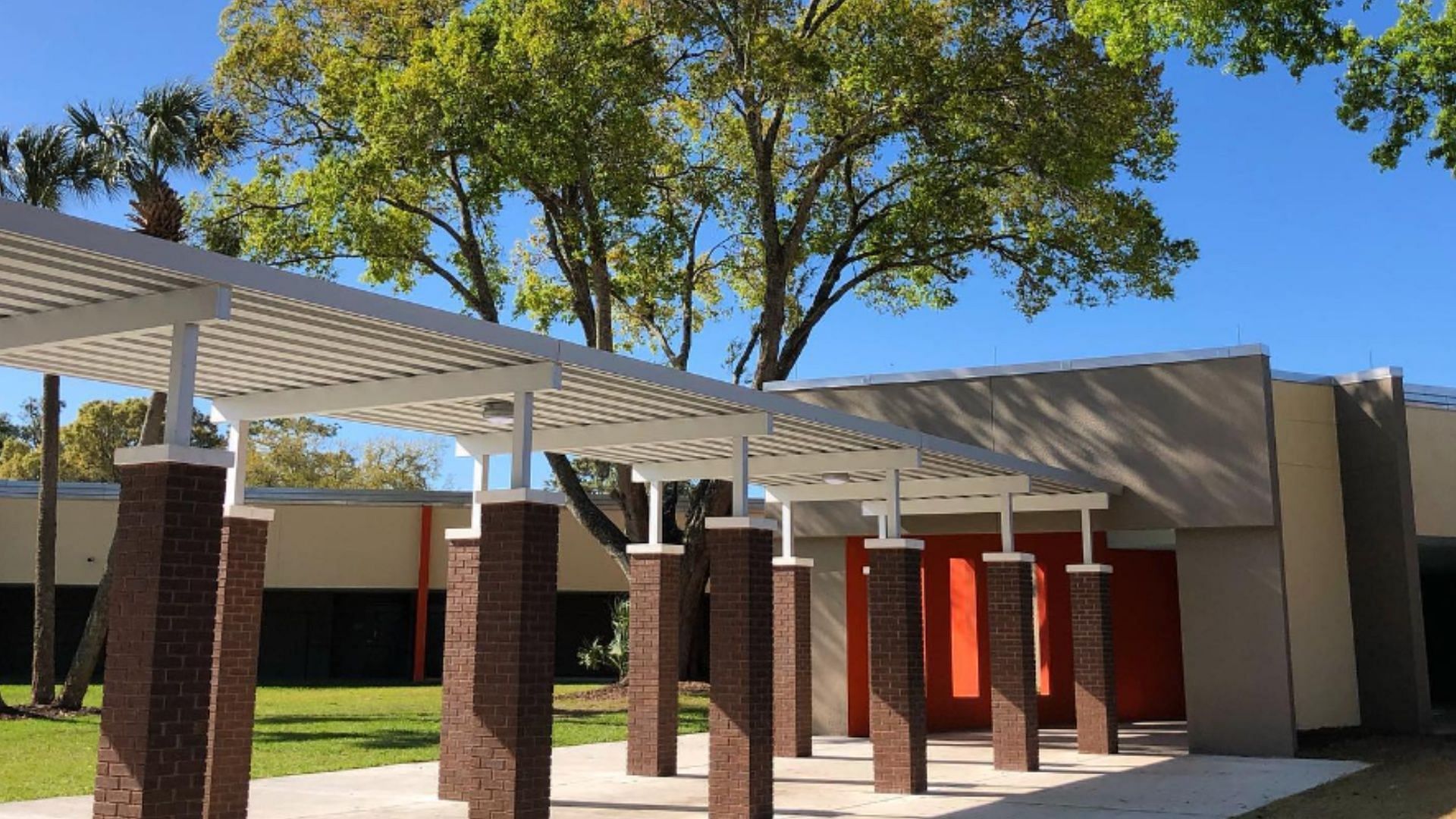 Zephyrhills High School brawl leads to 13 students getting arrested (Image via pascoschools/Instagram)