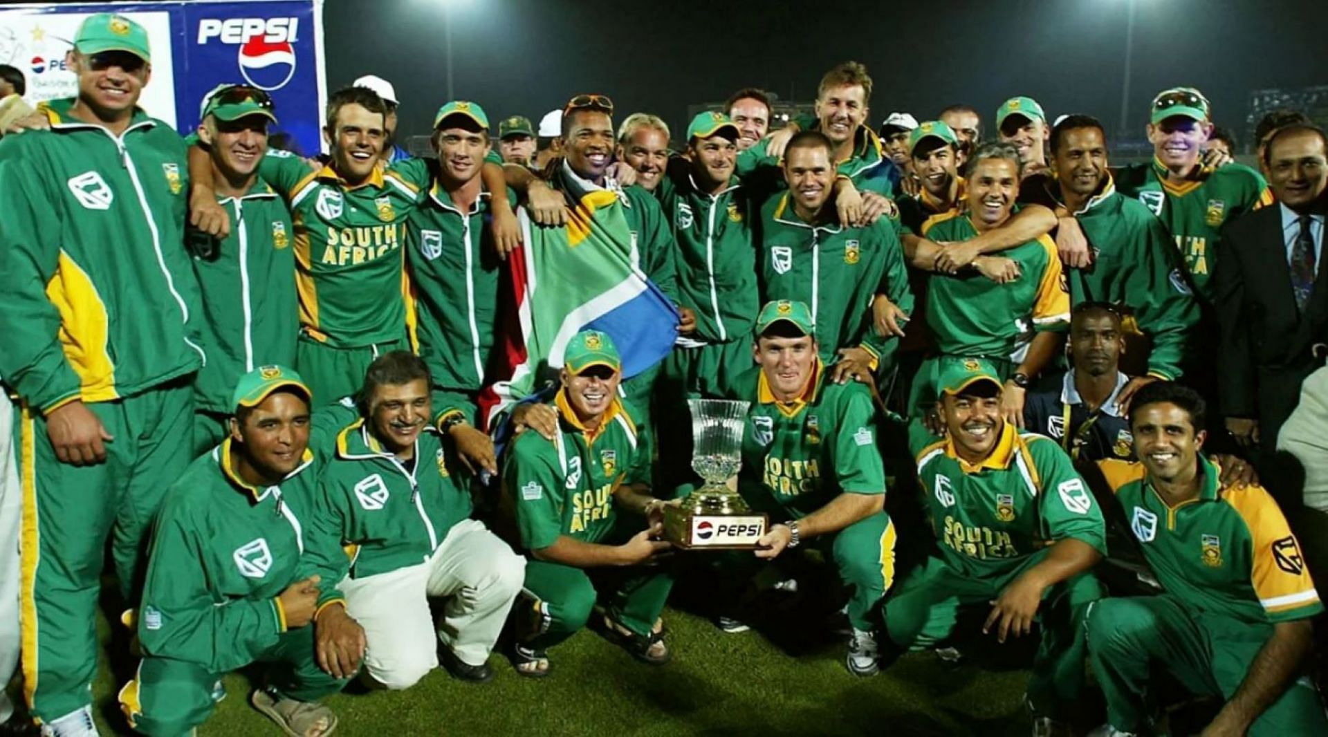 South Africa overcame hostile crowds in Pakistan to produce a staggering ODI series win.