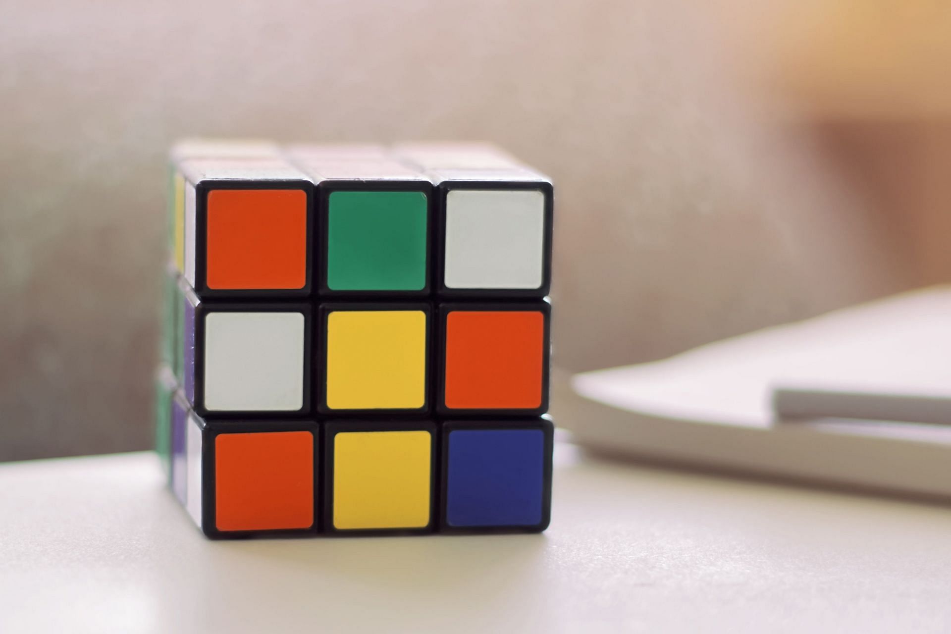 Puzzle games that can enhance memory in older adults (Image via Unsplash / Jean Louis)
