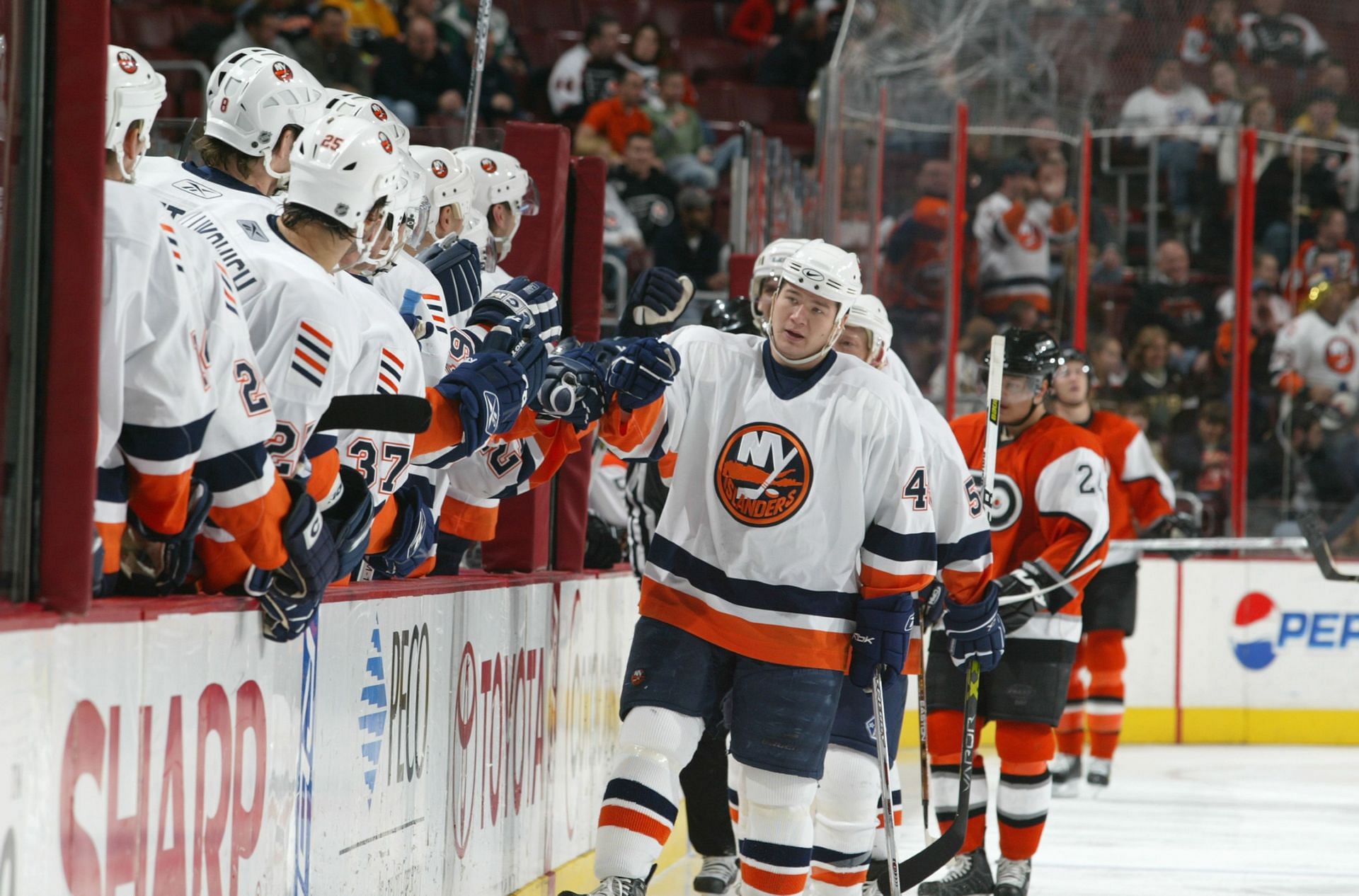 More of the Same as New Jersey Devils Faded by New York Islanders