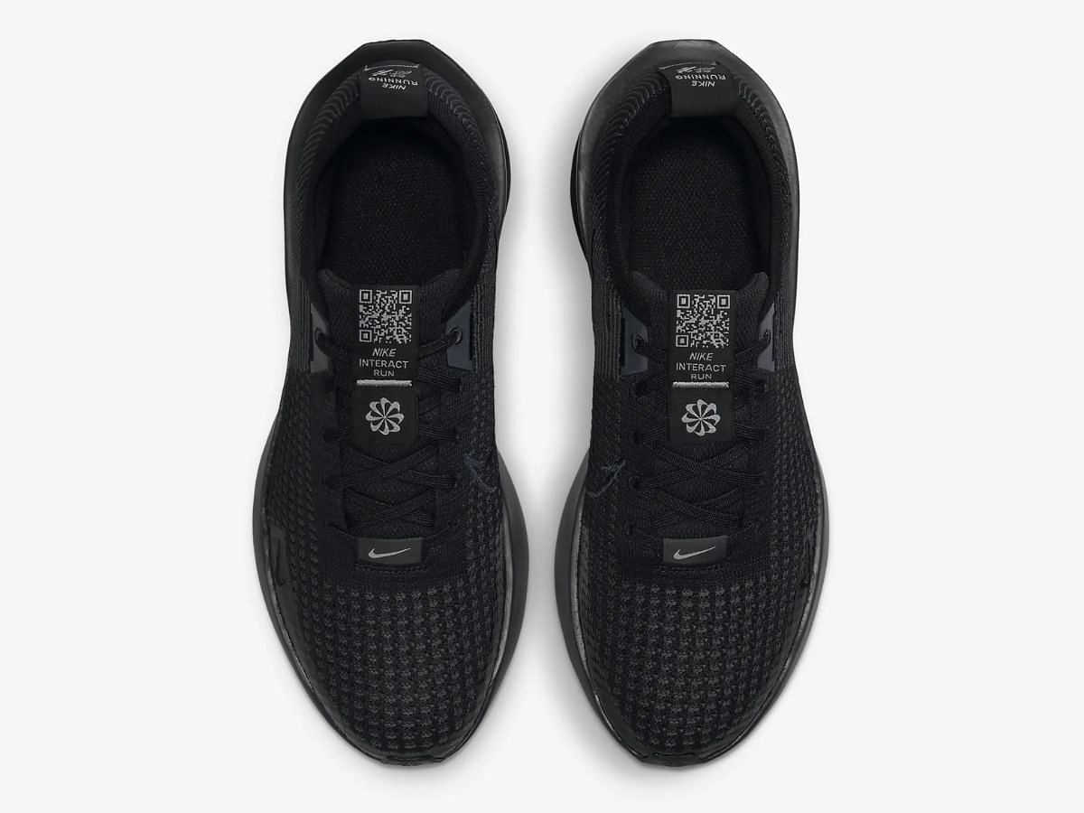 The Interact Run features a QR code that refers the user to the sustainability page. (Image via Nike)
