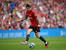 "It always makes headlines" - Victor Lindelof makes bold comments on Manchester United squad amid controversies