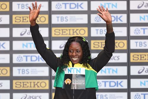 Shericka Jackson at the medal ceremony for women's 100m at the 2023 World Athletics Championships in Budapest