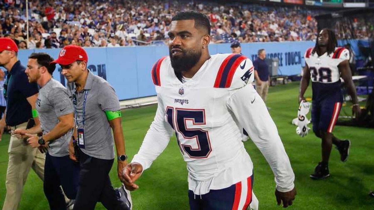 Running back Ezekiel Elliott reportedly shed a few pounds ahead of his New England Patriots debut.