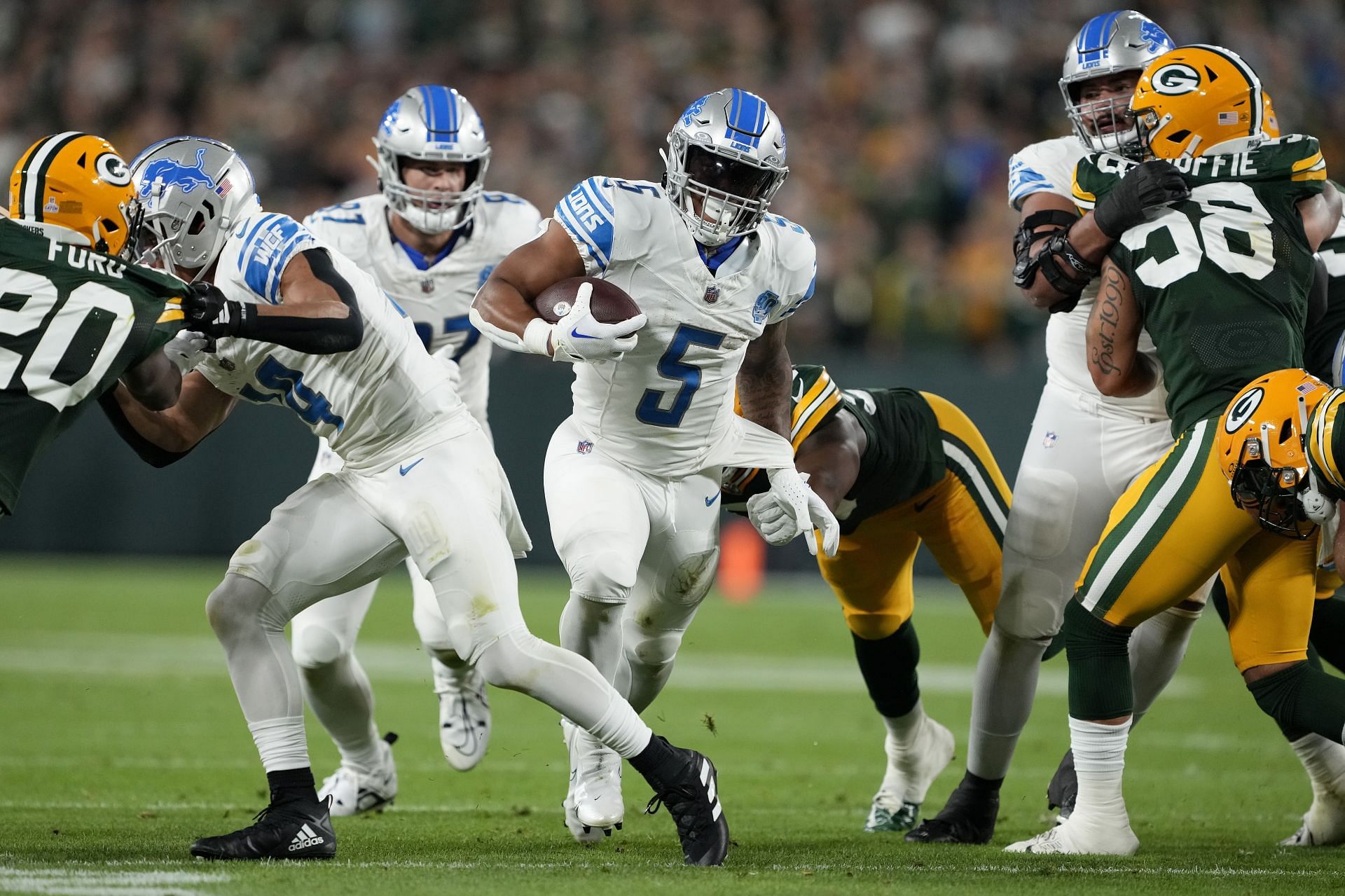 Detroit Lions trade back, draft Alabama running back Jahmyr Gibbs