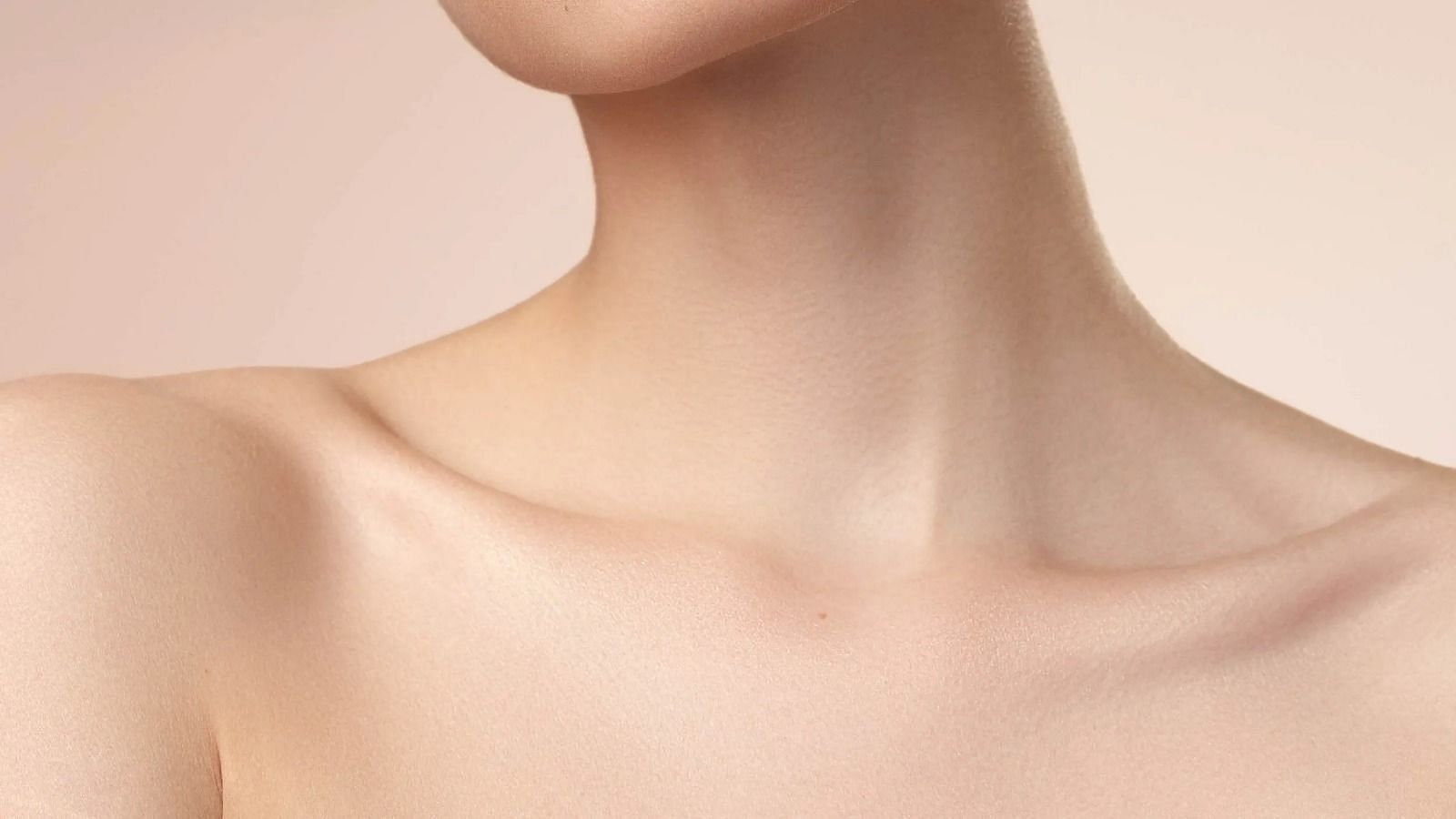 Collarbone workout (Image via Getty Images)