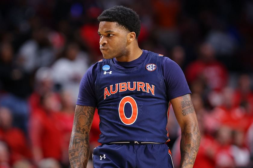 Auburn reveals new basketball uniforms