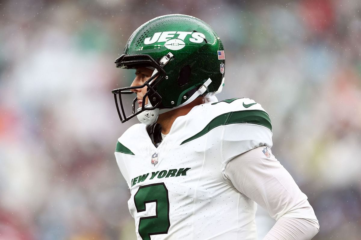 NFL fans blame Jets QB after Michael Carter gets involved in heated ...