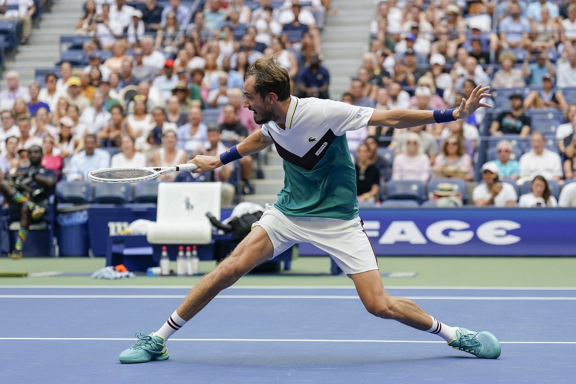 Lacoste Tennis shoes Daniil Medvedev NY open 2022