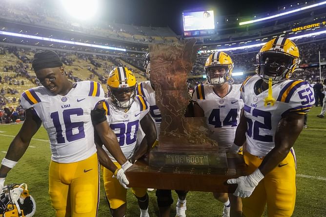 LSU vs. Ole Miss Prediction & Betting Tips - Sept. 30 | College Football Week 5