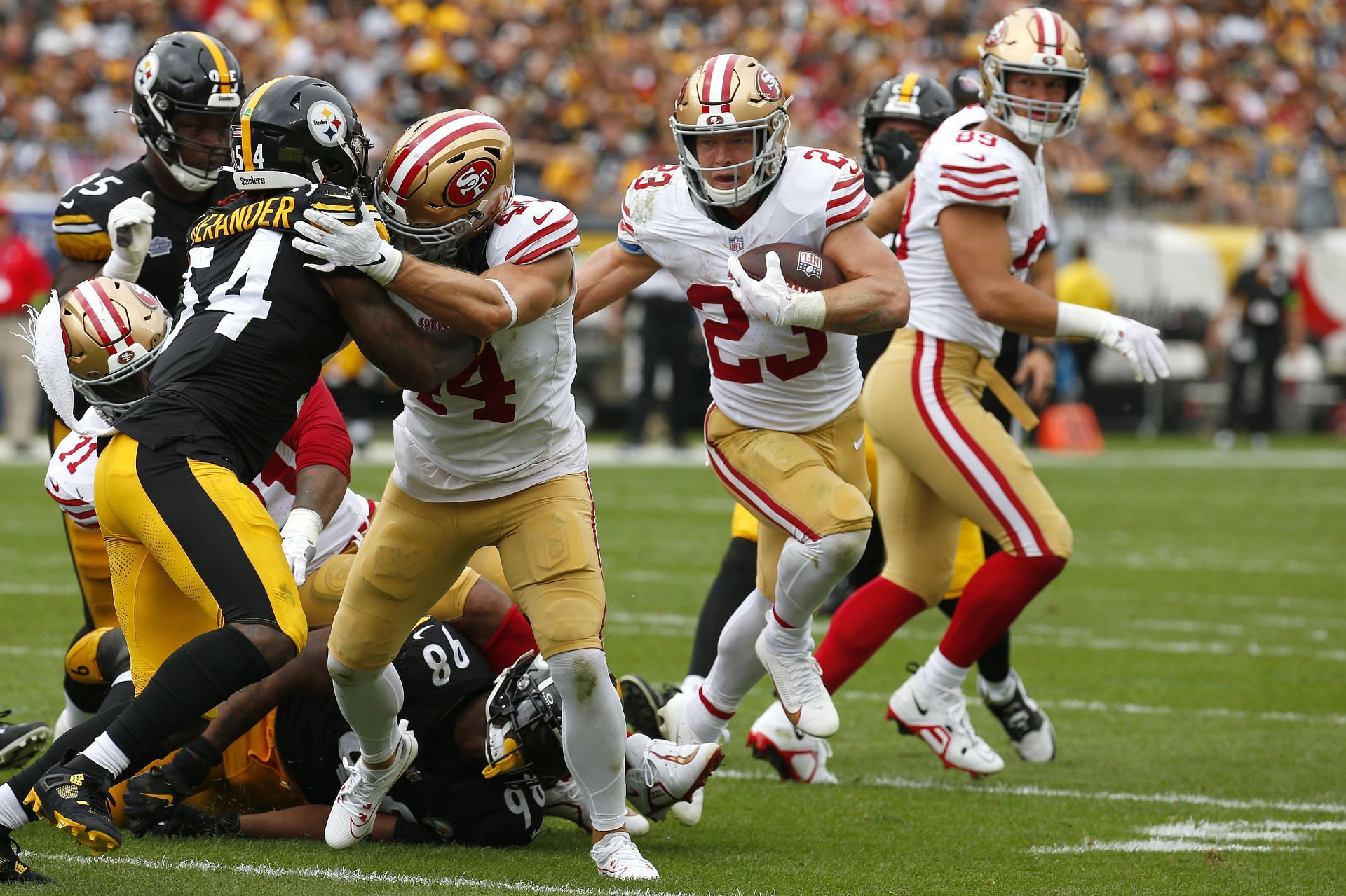 Brock Purdy, Christian McCaffrey help 49ers dominate Steelers