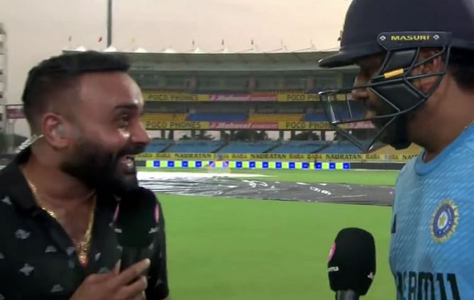 [Watch] “Aankh kyun laal ho gaya aapka” - Rohit Sharma hilariously trolls Amit Mishra ahead of IND vs AUS 3rd ODI